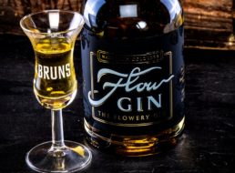 Dealclub: „Flow Gin“ aus historischen Steingutfässern für 22,95 Euro